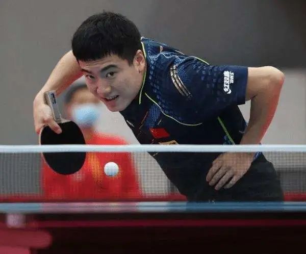 己的青春被 己的青春被